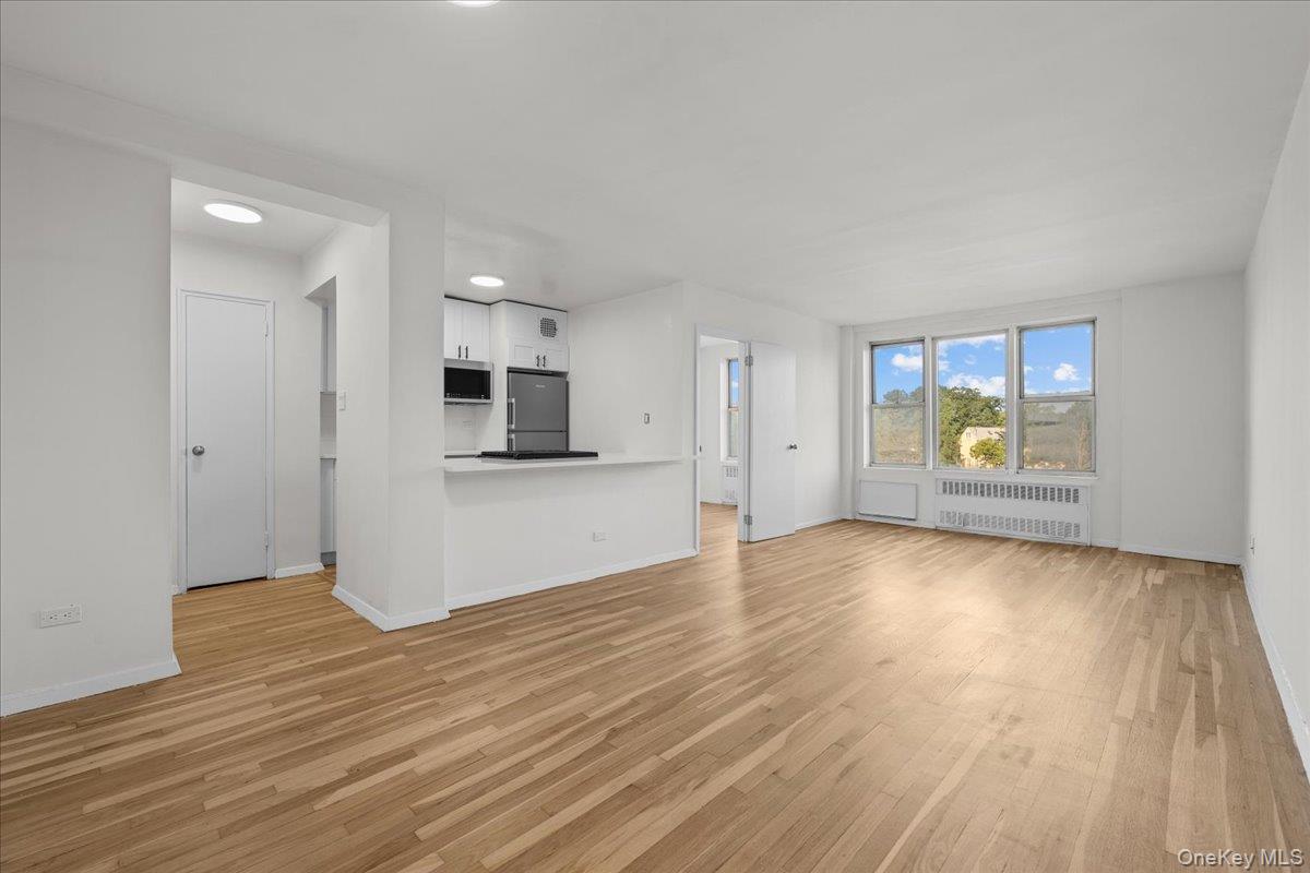 #9 photo, 5425 Valles Avenue, Bronx , NY 10471