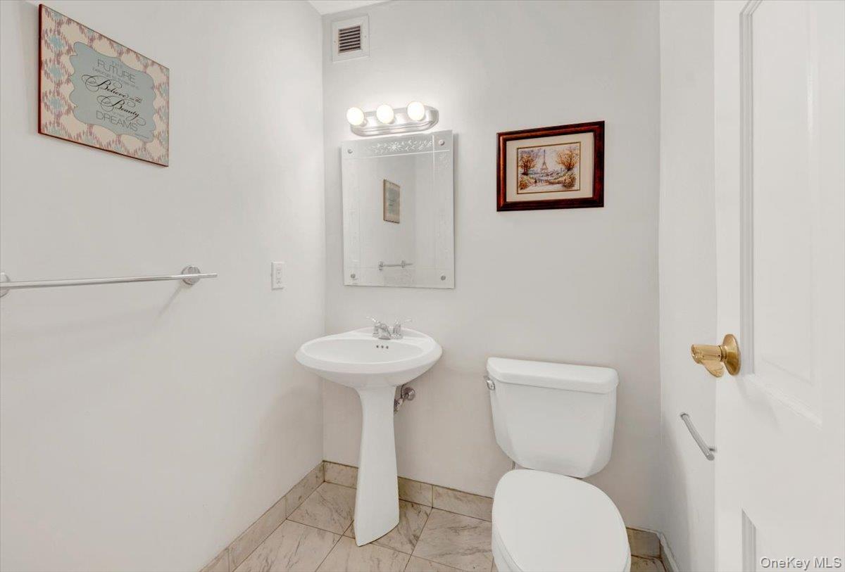 #16 photo, 4 Martine Avenue, White Plains , NY 10606