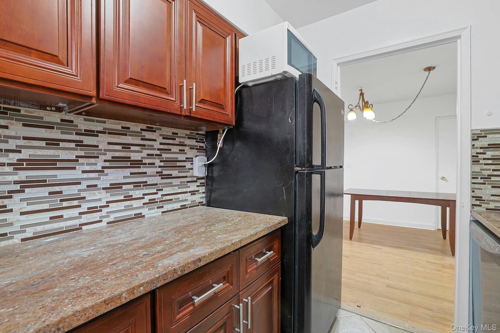 #9 photo, 60 Locust Avenue, New Rochelle , NY 10801