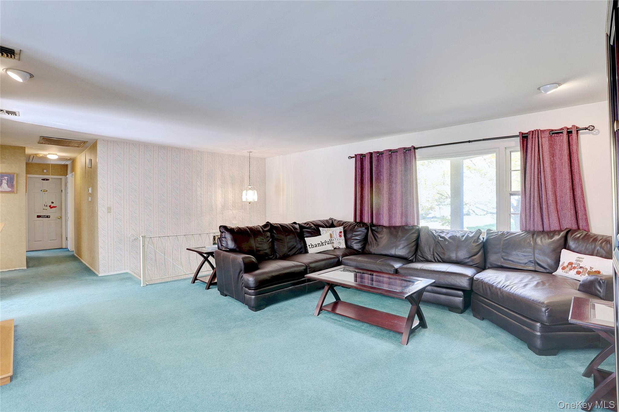 #7 photo, 9 S Amundsen Lane, Airmont , NY 10901