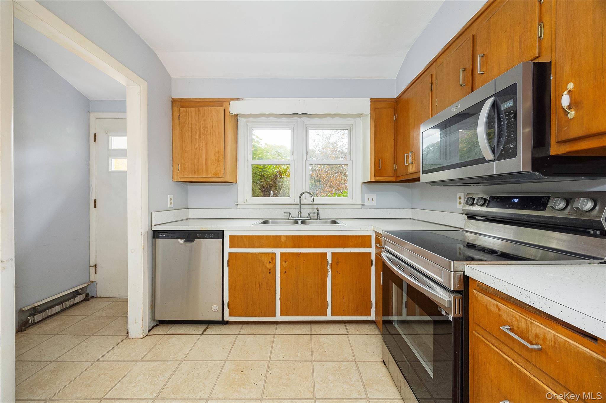 #12 photo, 19 Timberline Drive, Poughkeepsie , NY 12603