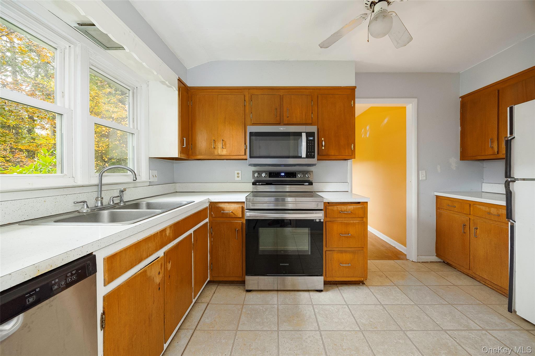 #13 photo, 19 Timberline Drive, Poughkeepsie , NY 12603