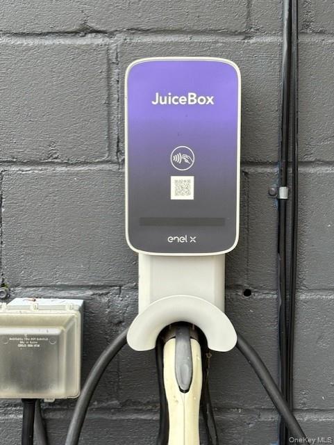 #4 photo, 71 Albany Avenue, Kingston , NY 12401