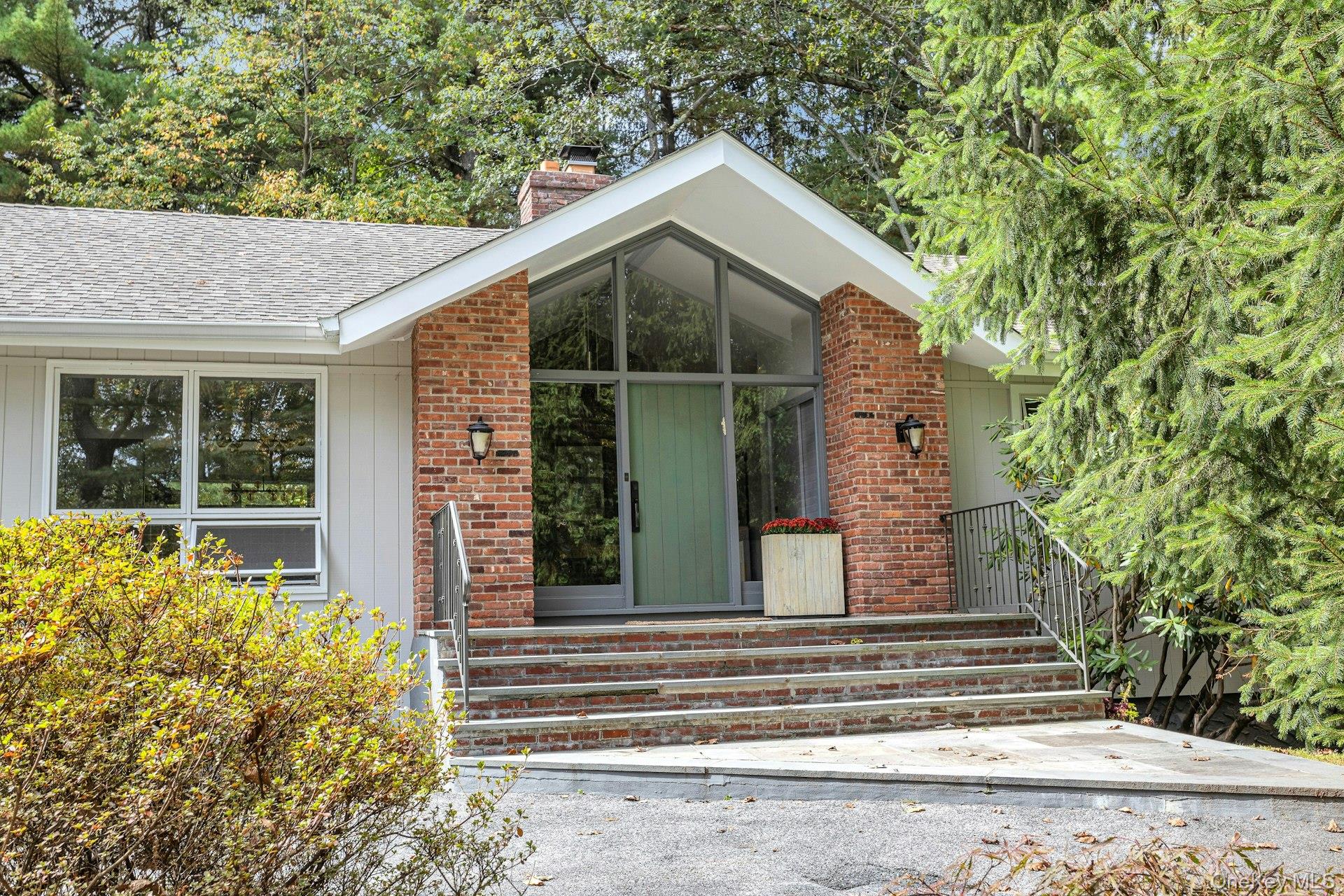 #2 photo, 20 Cecilia Lane, Pleasantville , NY 10570