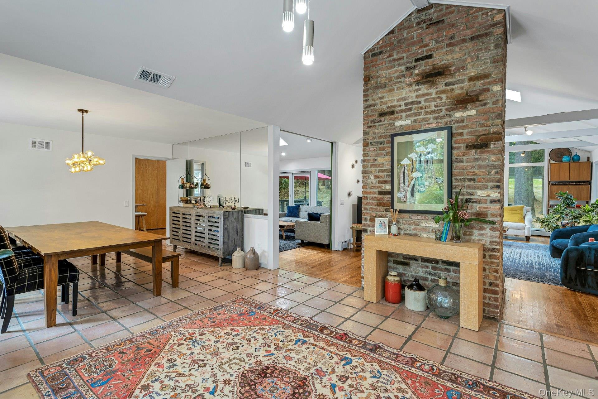 #4 photo, 20 Cecilia Lane, Pleasantville , NY 10570