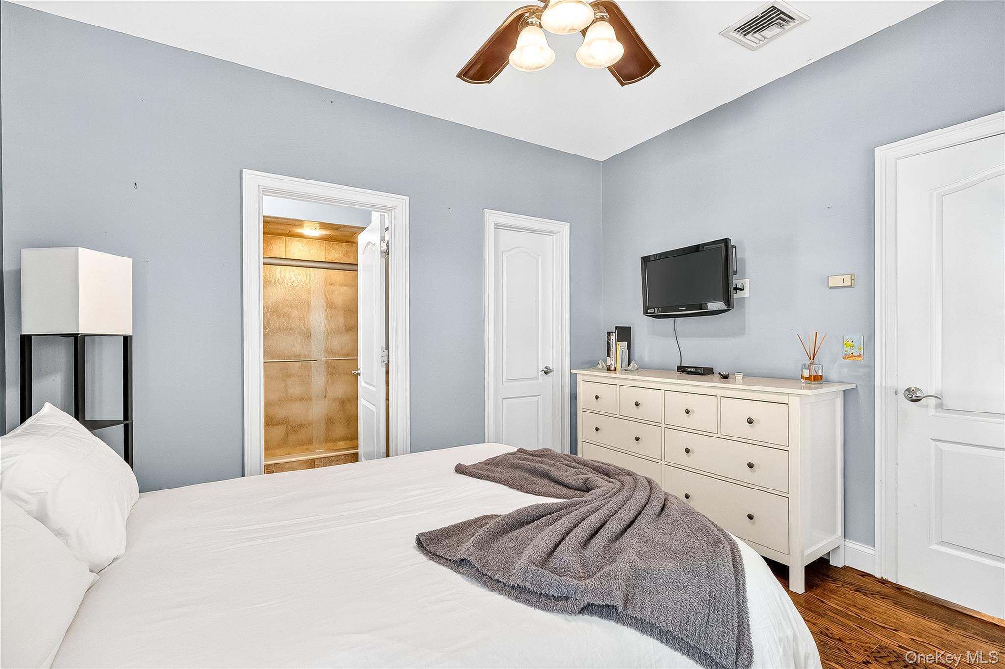 #10 photo, 775 Western Highway, Blauvelt , NY 10913