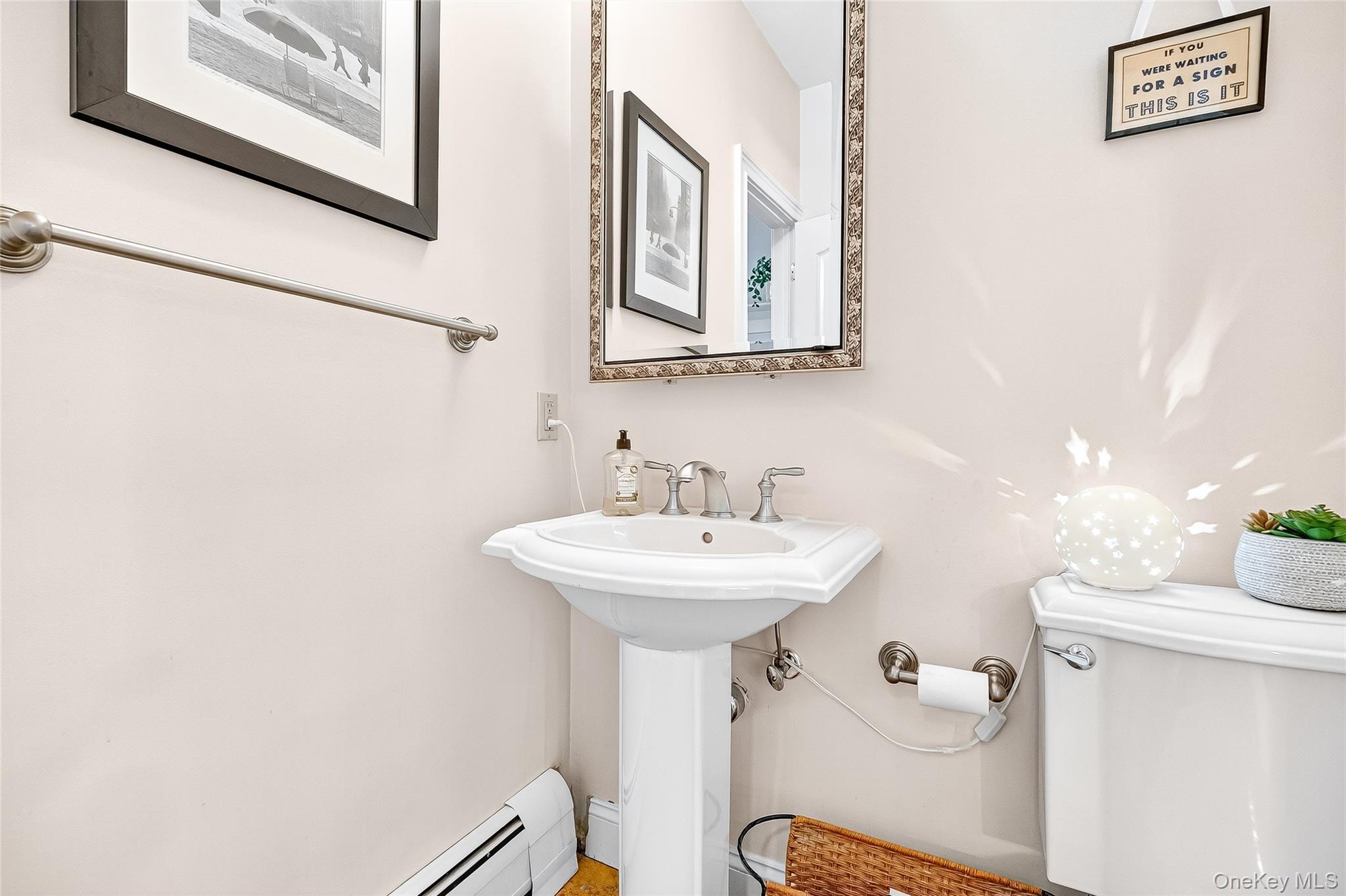 #13 photo, 775 Western Highway, Blauvelt , NY 10913