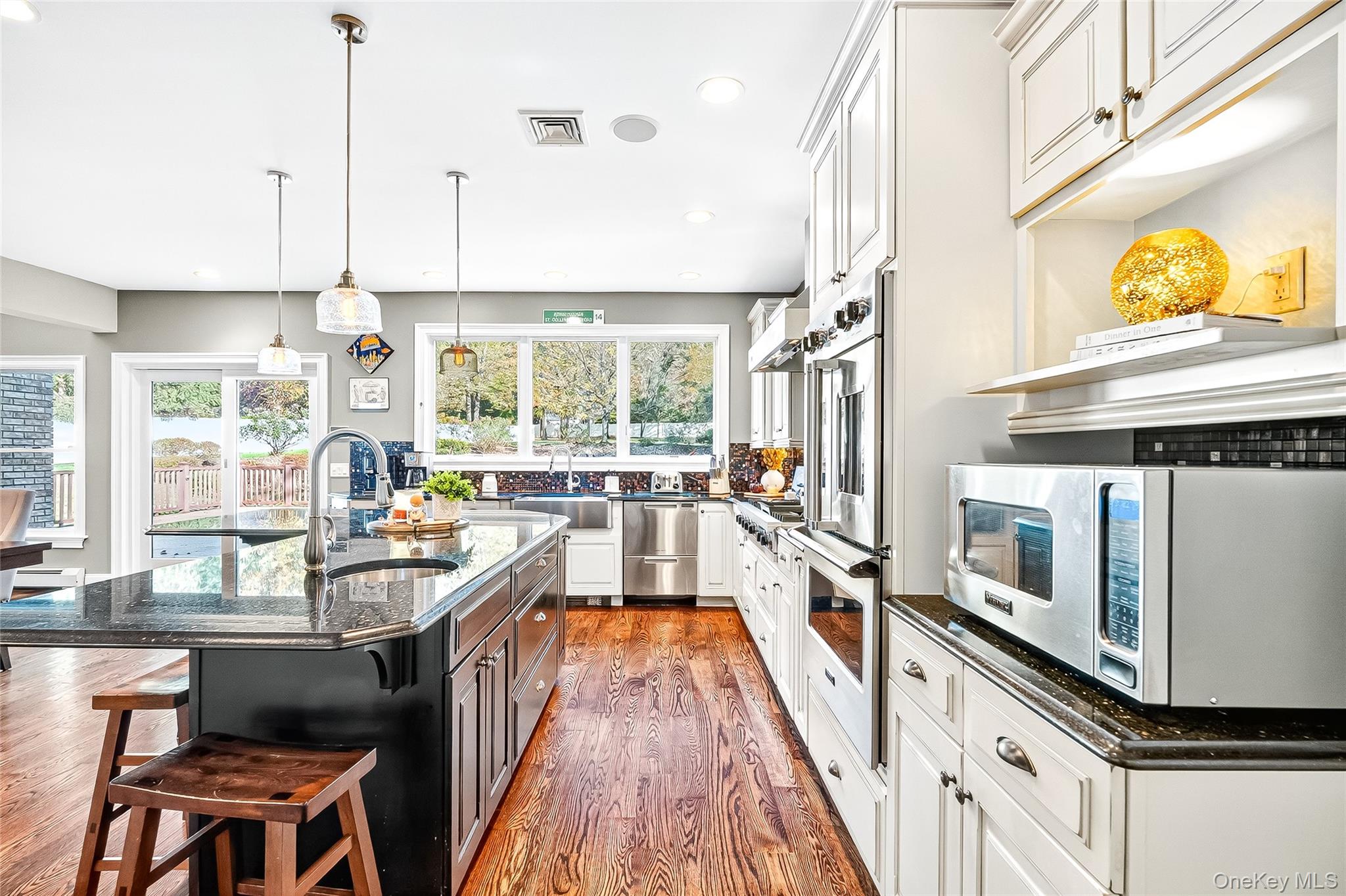 #19 photo, 775 Western Highway, Blauvelt , NY 10913