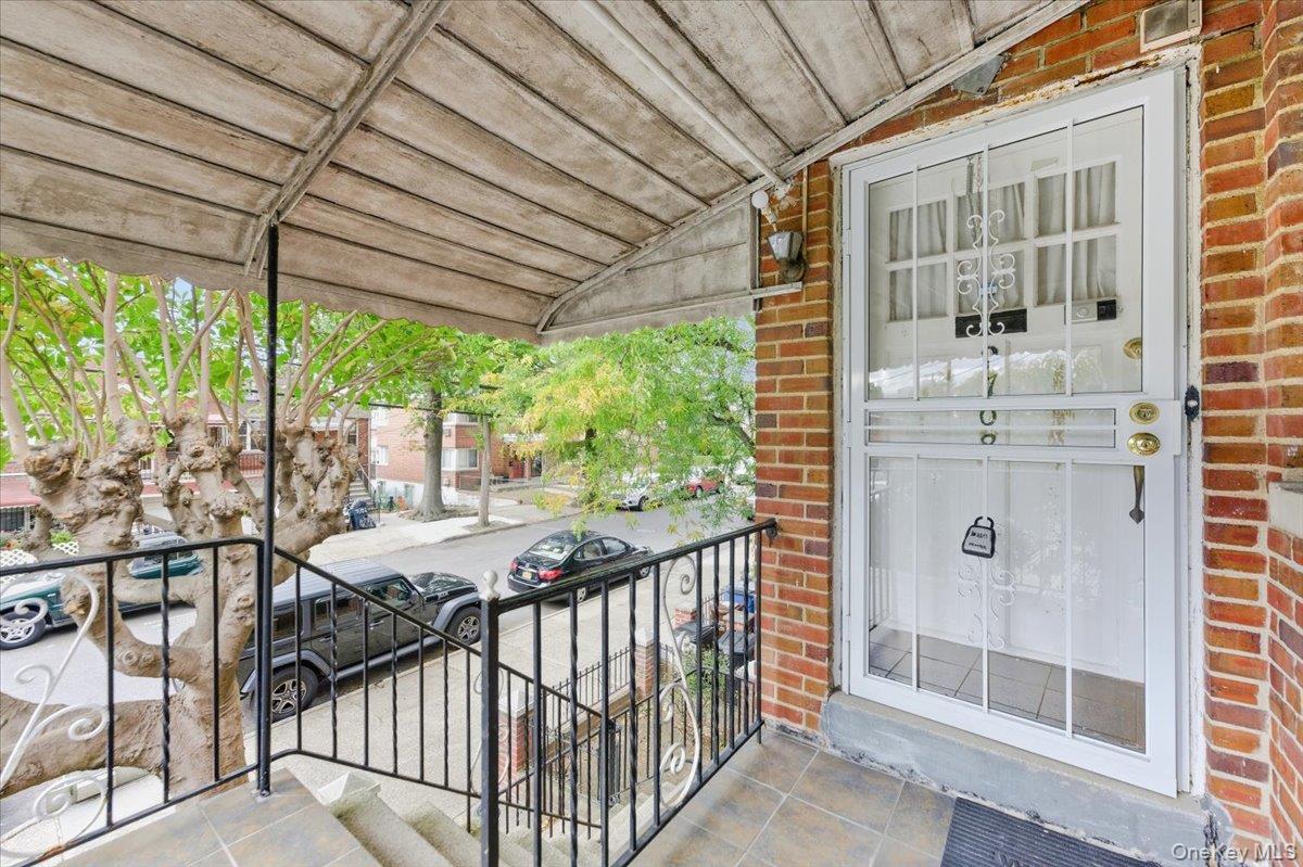 #2 photo, 2708 Seymour Avenue, ブロンクス区 Bronx , NY 10469