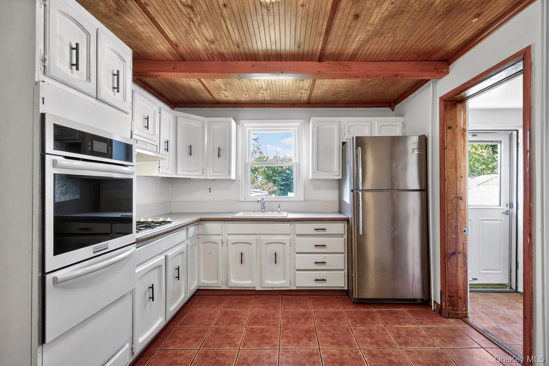 #16 photo, 15 Paye Avenue, Beacon , NY 12508