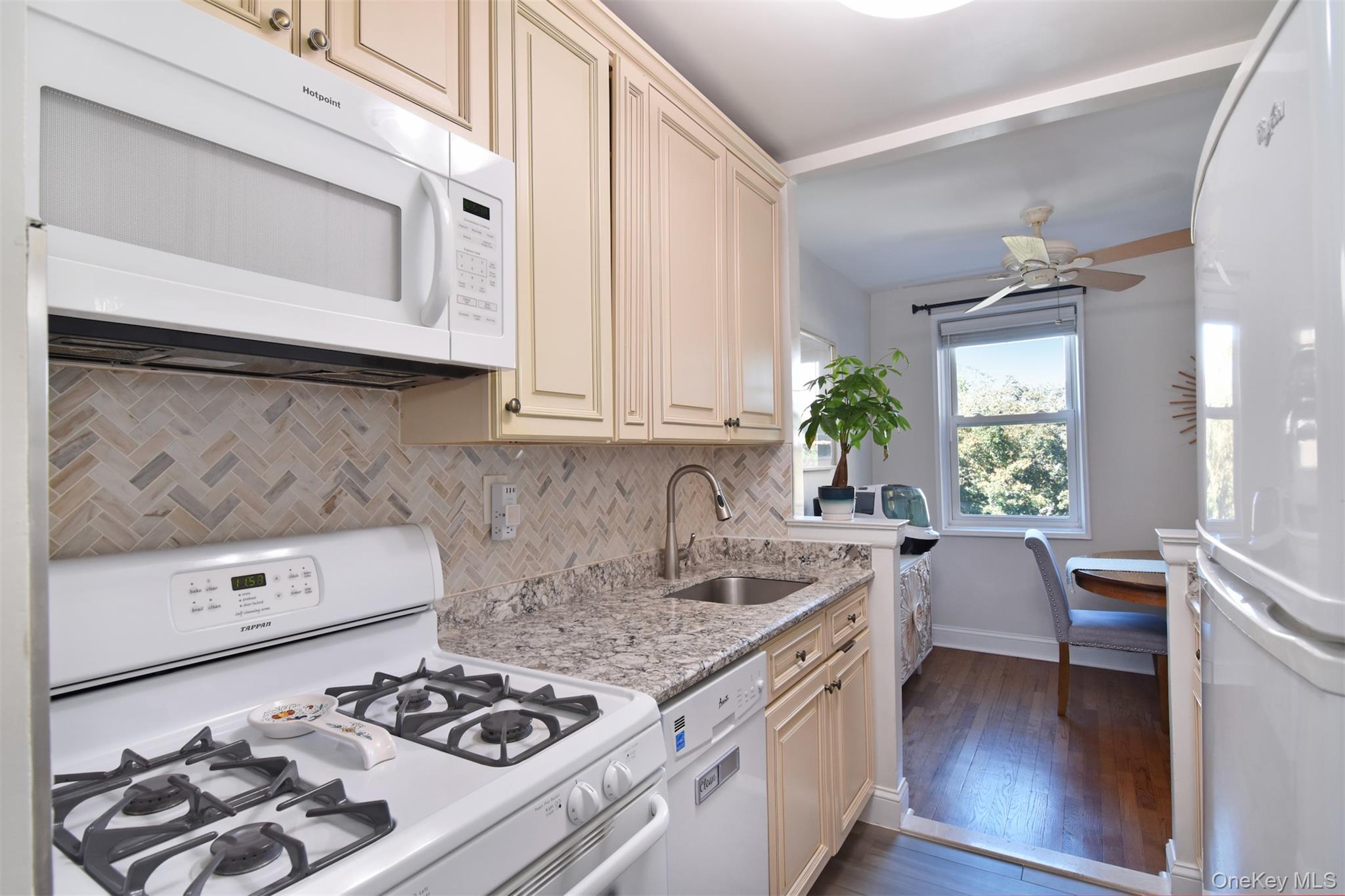 #10 photo, 2 Bronxville Road, ブロンクス区 Bronxville , NY 10708