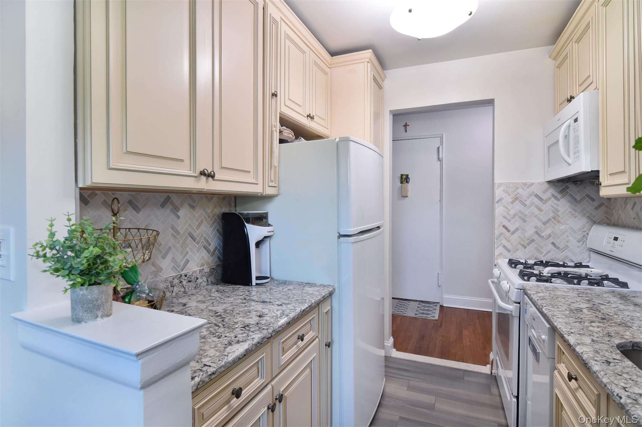 #9 photo, 2 Bronxville Road, ブロンクス区 Bronxville , NY 10708