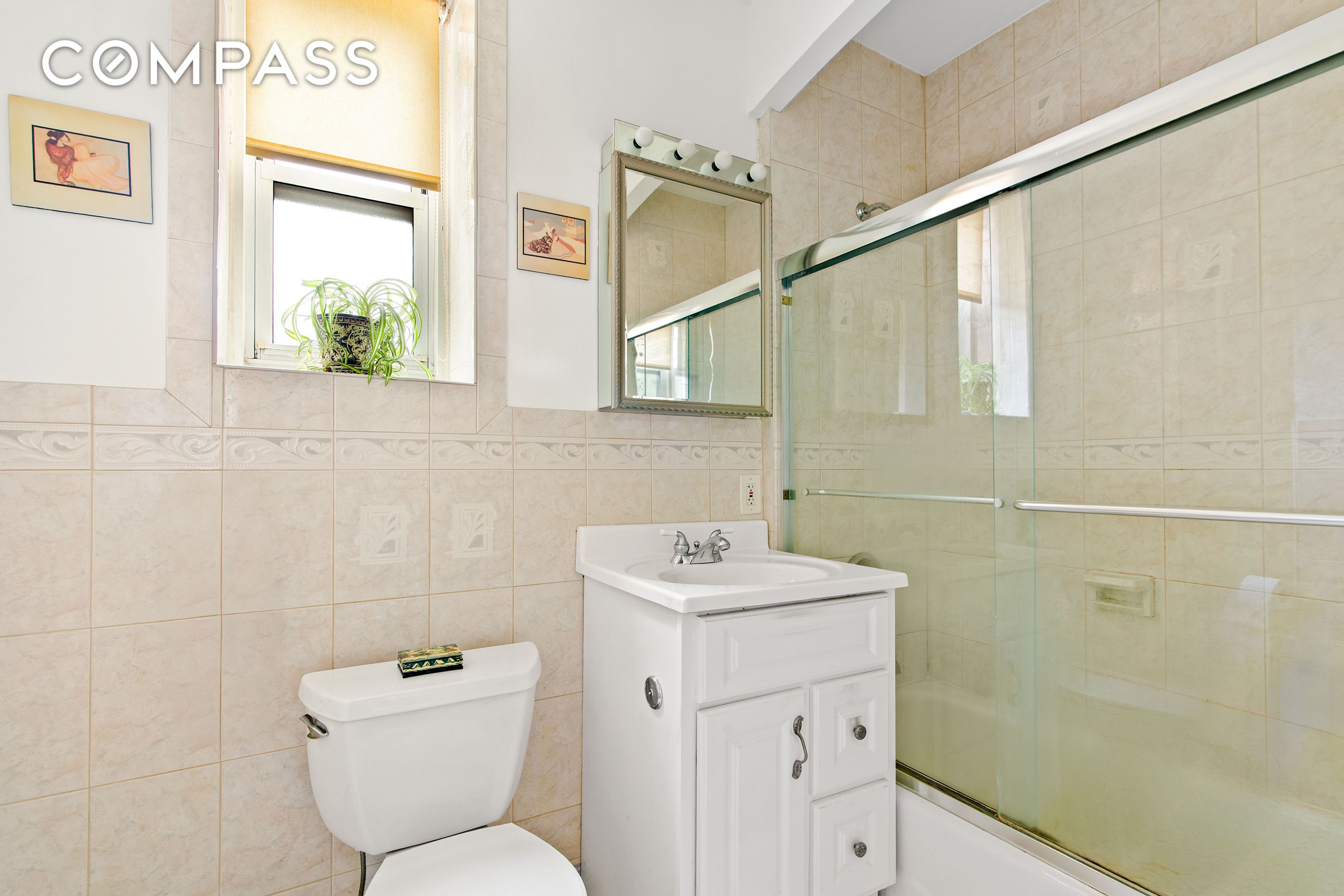 #8 photo, 45 Plaza Street W, ブルックリン区 Park Slope , NY 11217