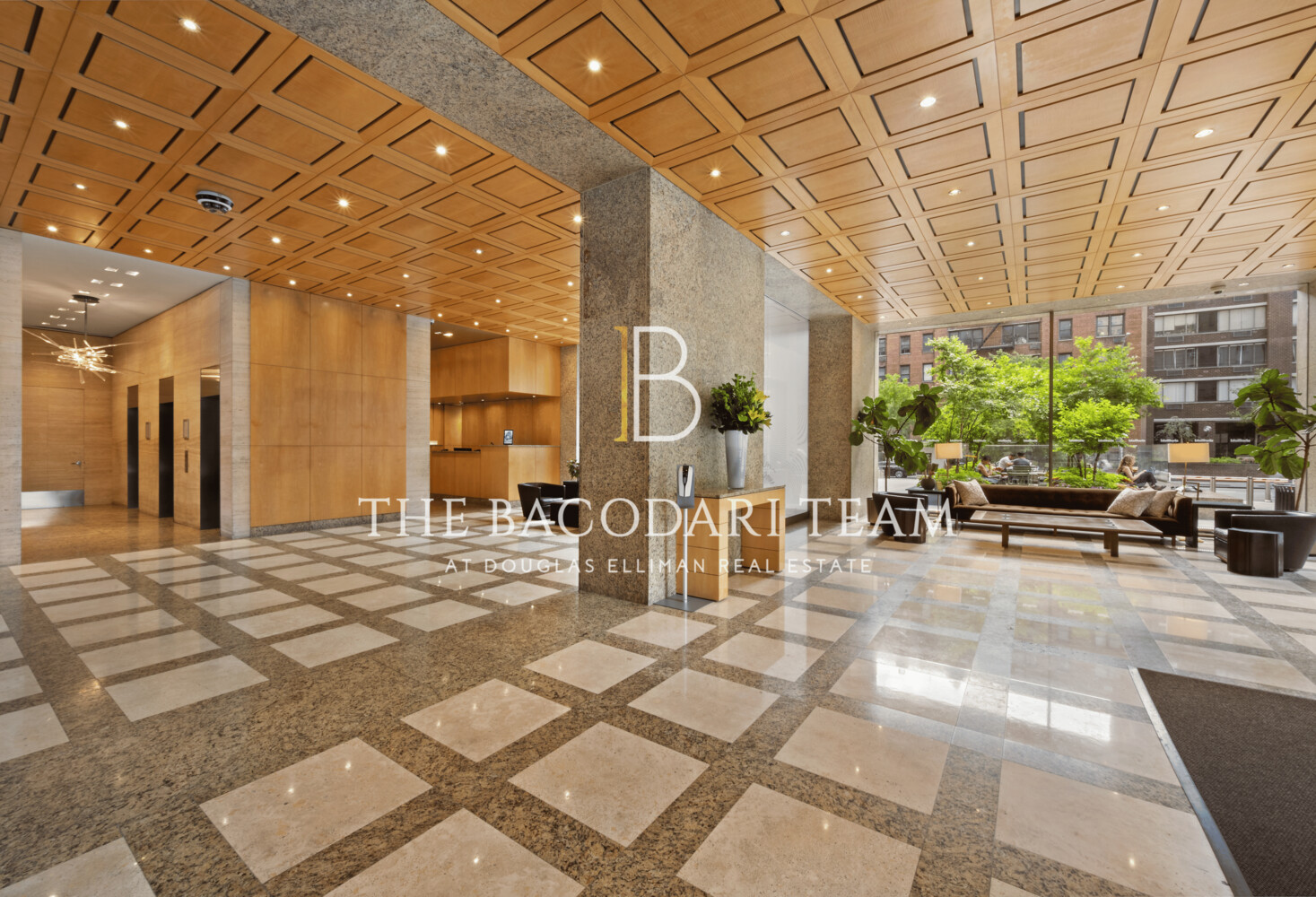 #13 photo, 322 W 57TH Street, マンハッタン Hells Kitchen , NY 10019