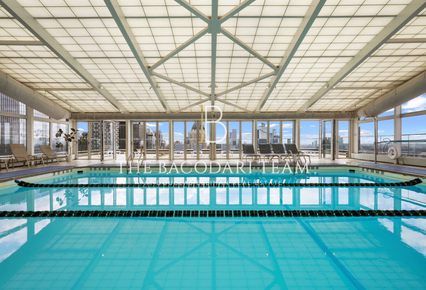 #20 photo, 322 W 57TH Street, マンハッタン Hells Kitchen , NY 10019