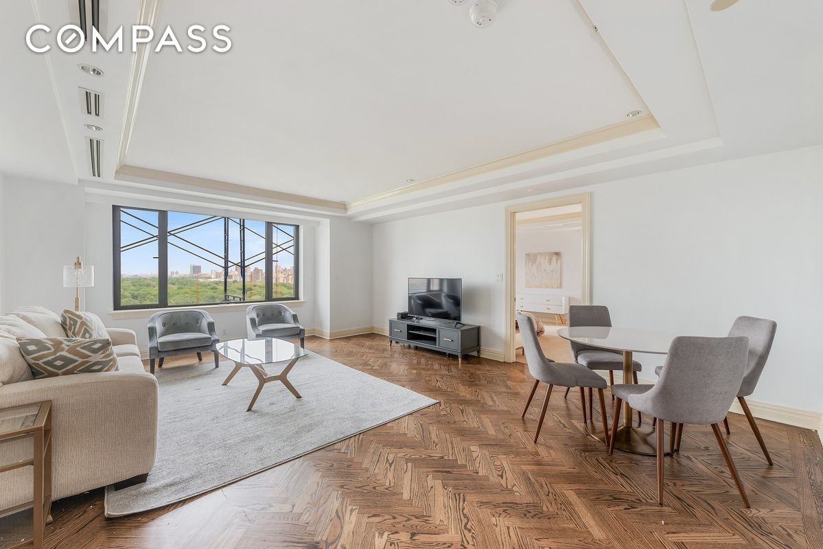 #4 photo, New York City, マンハッタン Central Park South , NY 10019