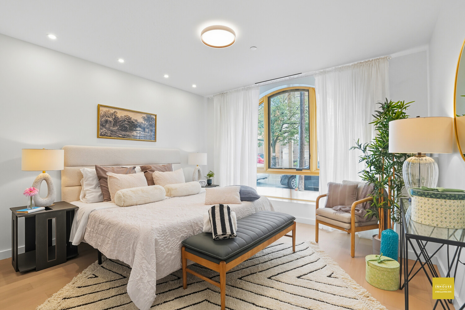 #16 photo, 19 N HENRY Street, Williamsburg,North , NY 11222