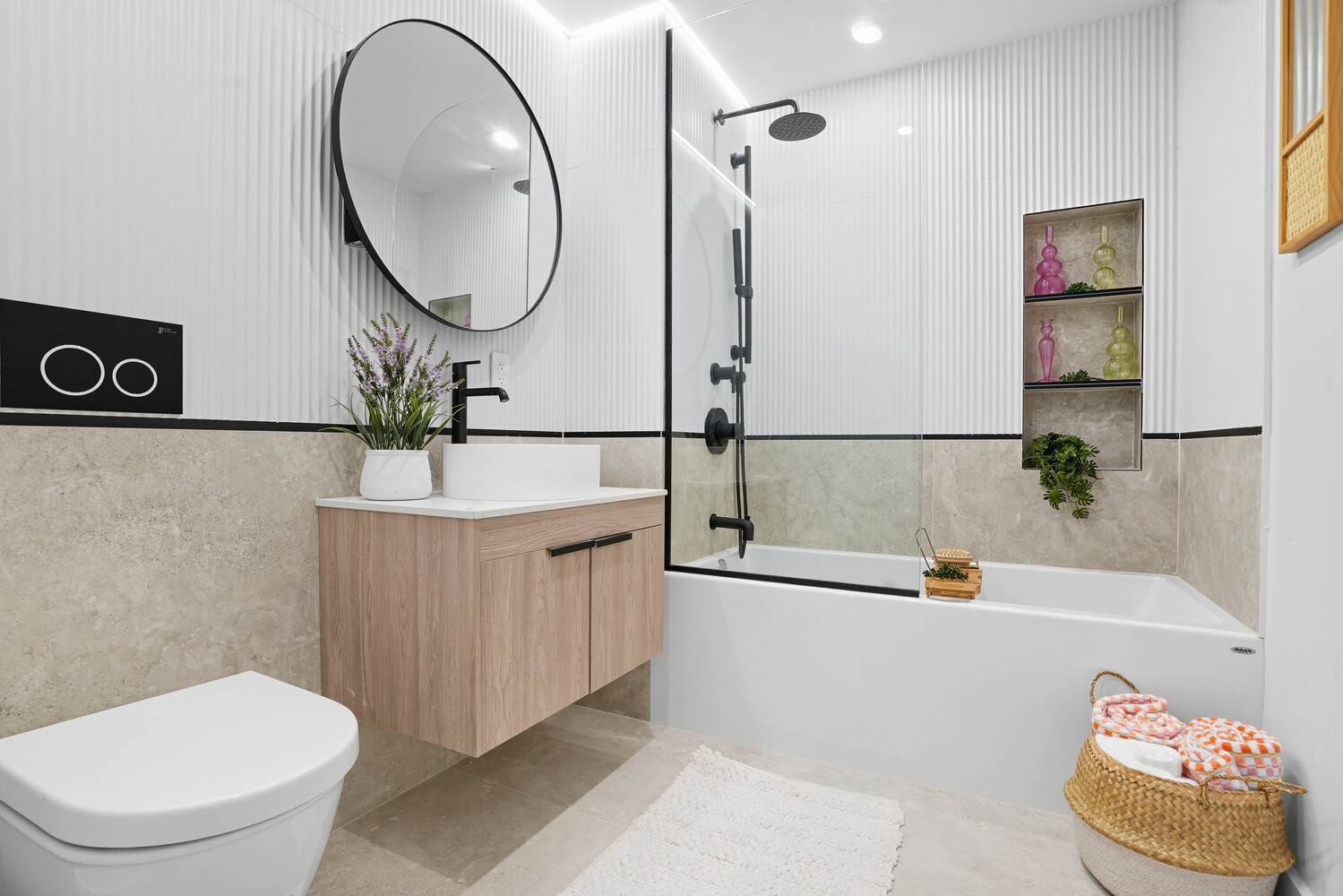 #19 photo, 19 N HENRY Street, Williamsburg,North , NY 11222