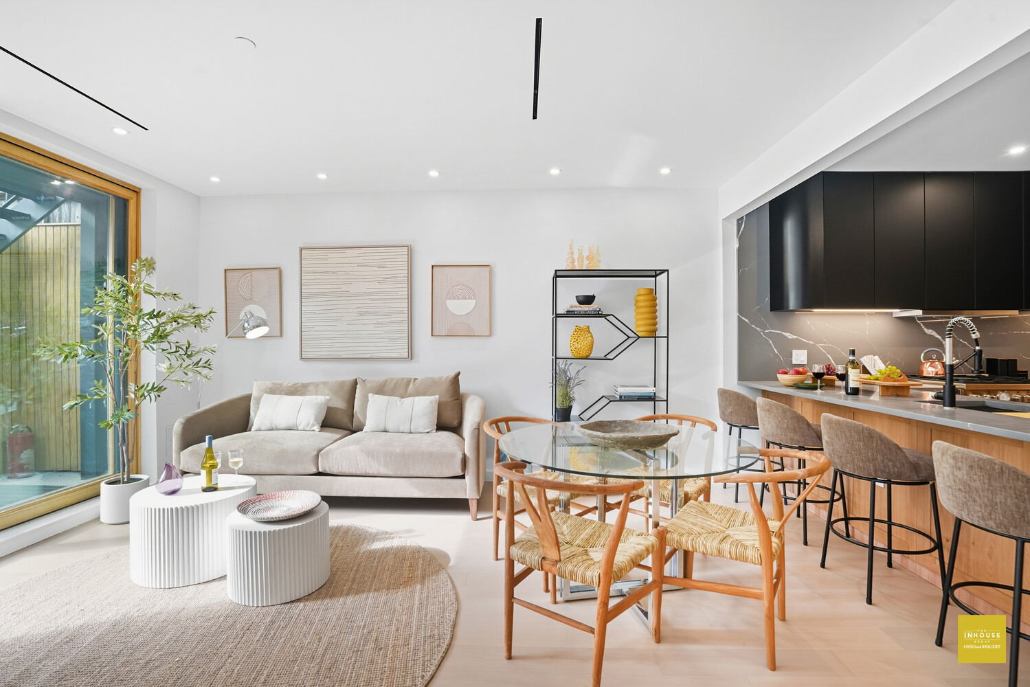 #8 photo, 19 N HENRY Street, Williamsburg,North , NY 11222