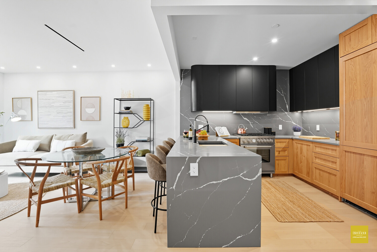 #9 photo, 19 N HENRY Street, Williamsburg,North , NY 11222