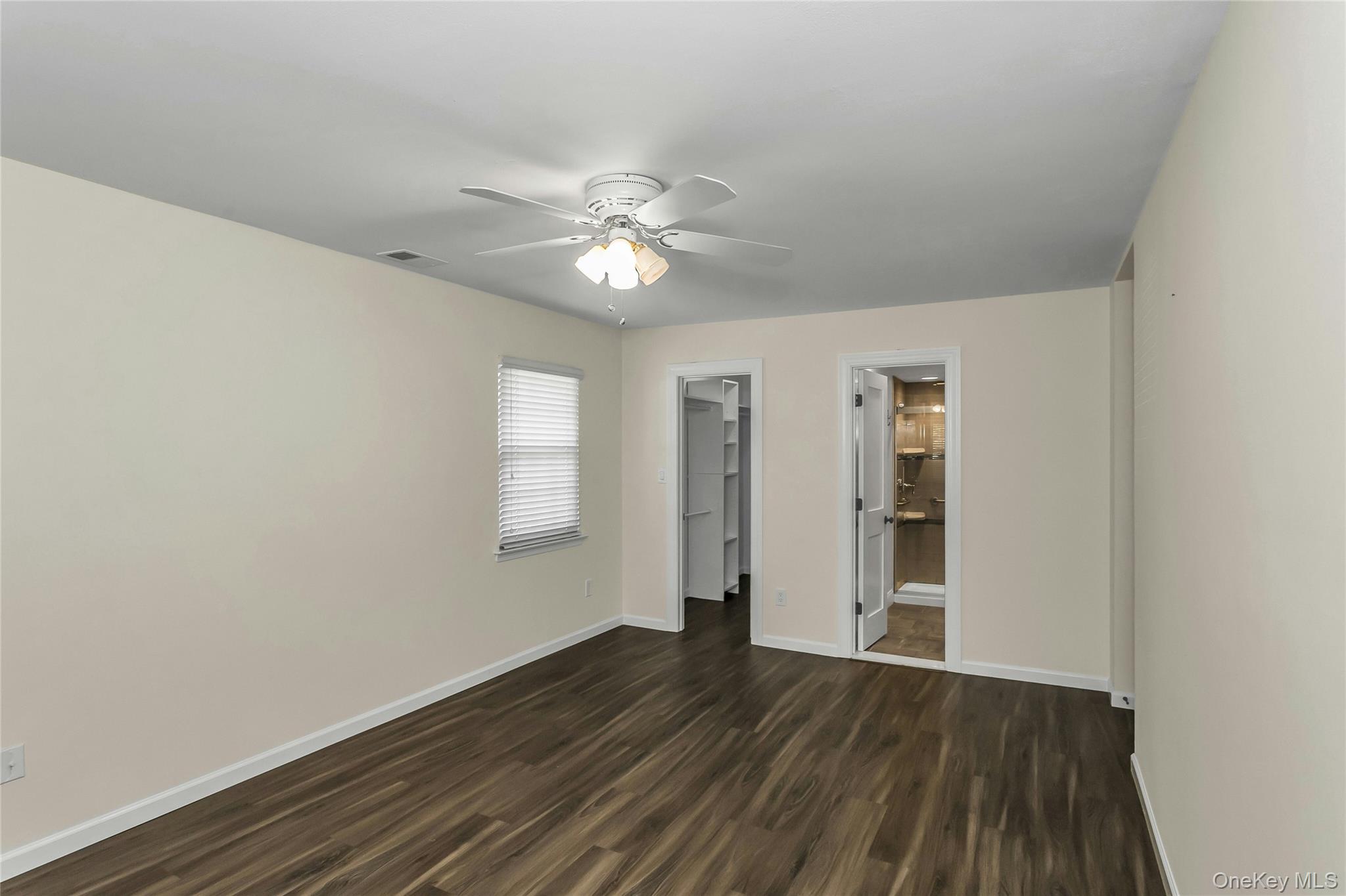 #11 photo, 93 Palo Alto Drive, Plainview , NY 11803