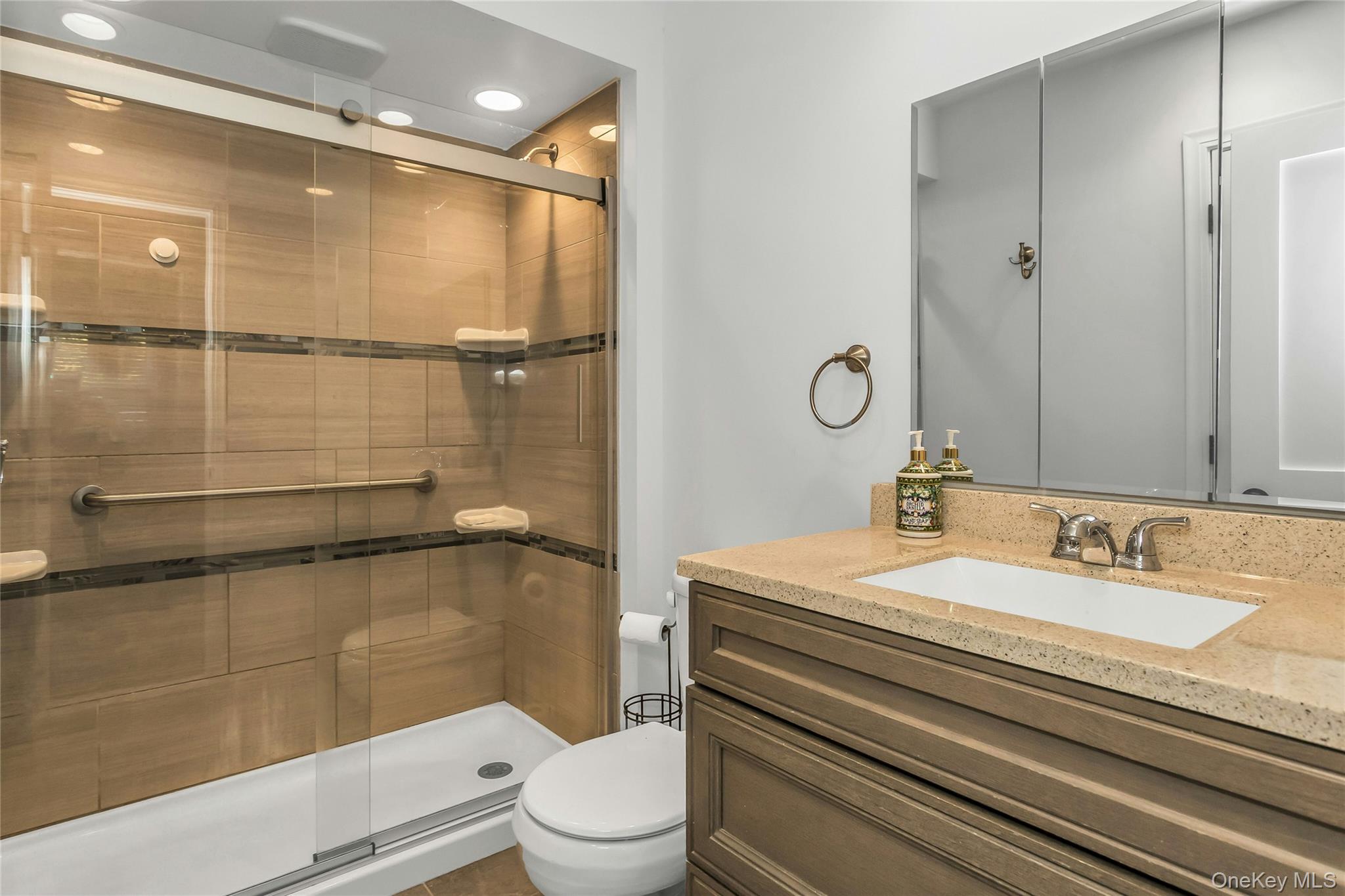 #13 photo, 93 Palo Alto Drive, Plainview , NY 11803