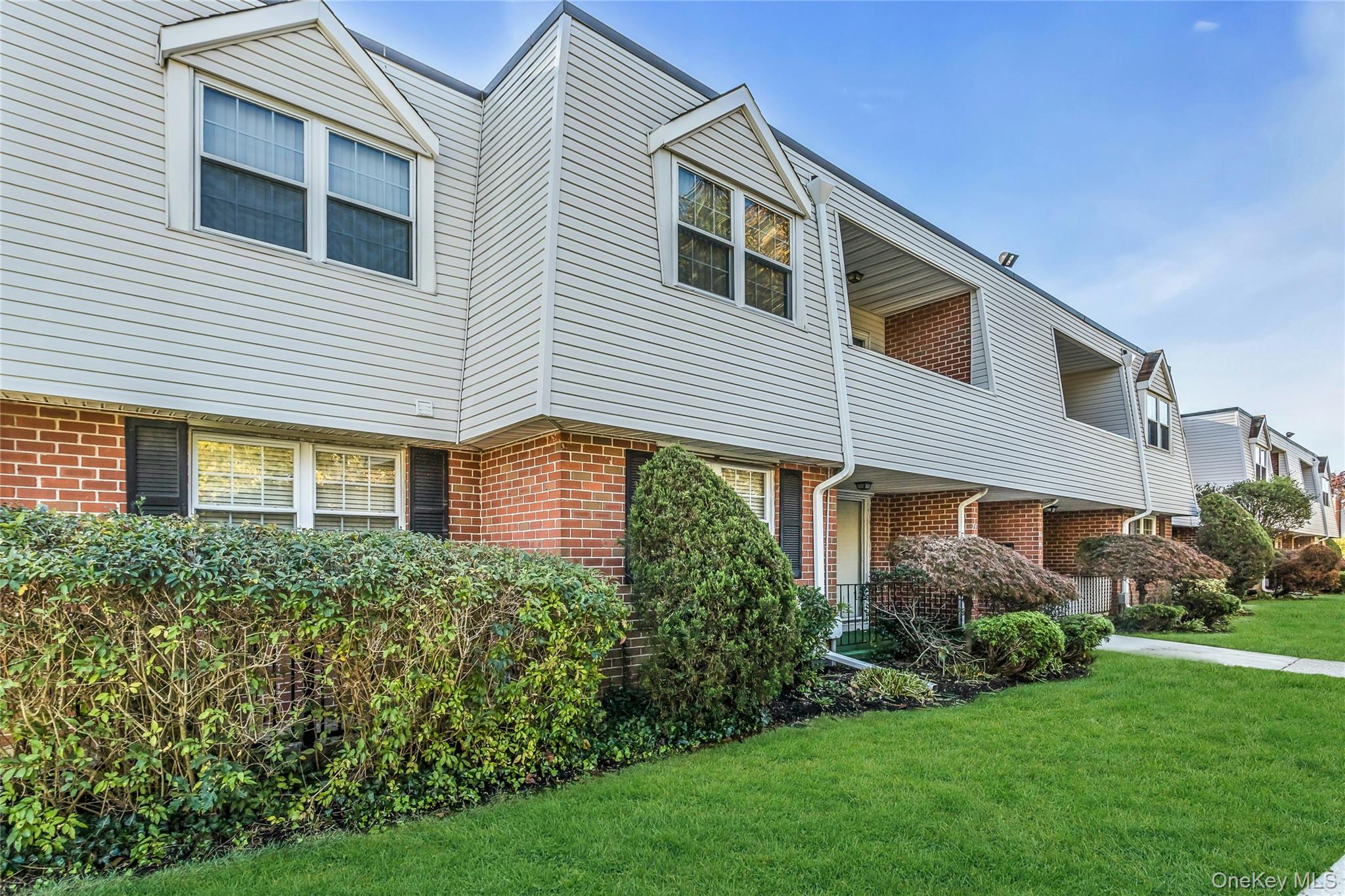 #2 photo, 93 Palo Alto Drive, Plainview , NY 11803