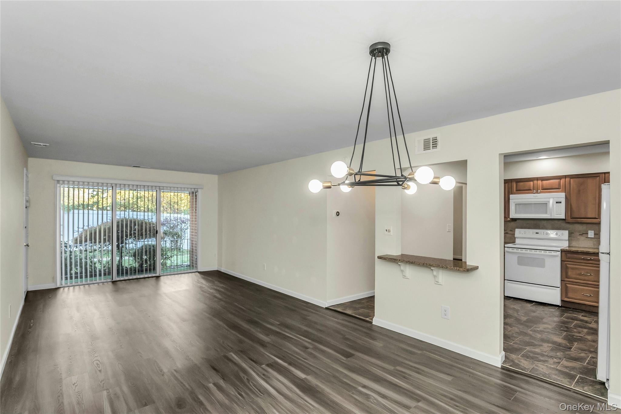 #6 photo, 93 Palo Alto Drive, Plainview , NY 11803