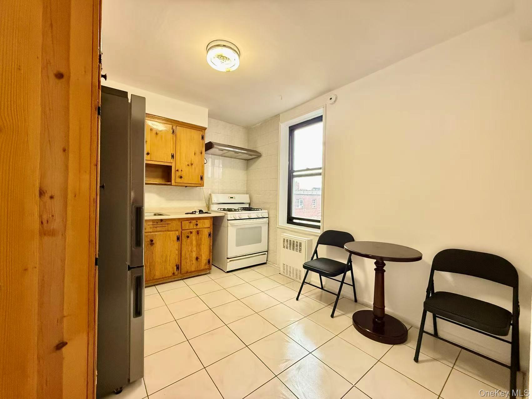 #3 photo, 38-15 149 Street, Flushing , NY 11354
