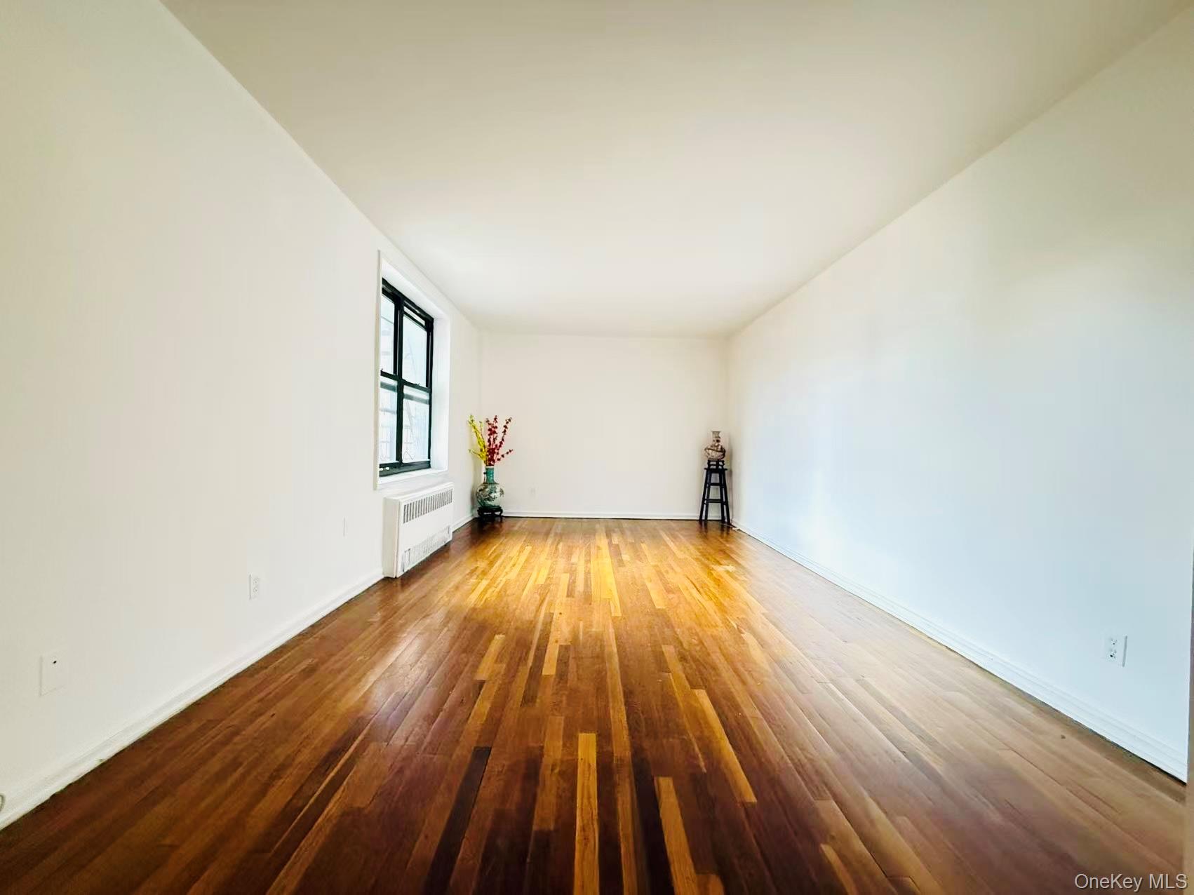 #4 photo, 38-15 149 Street, Flushing , NY 11354