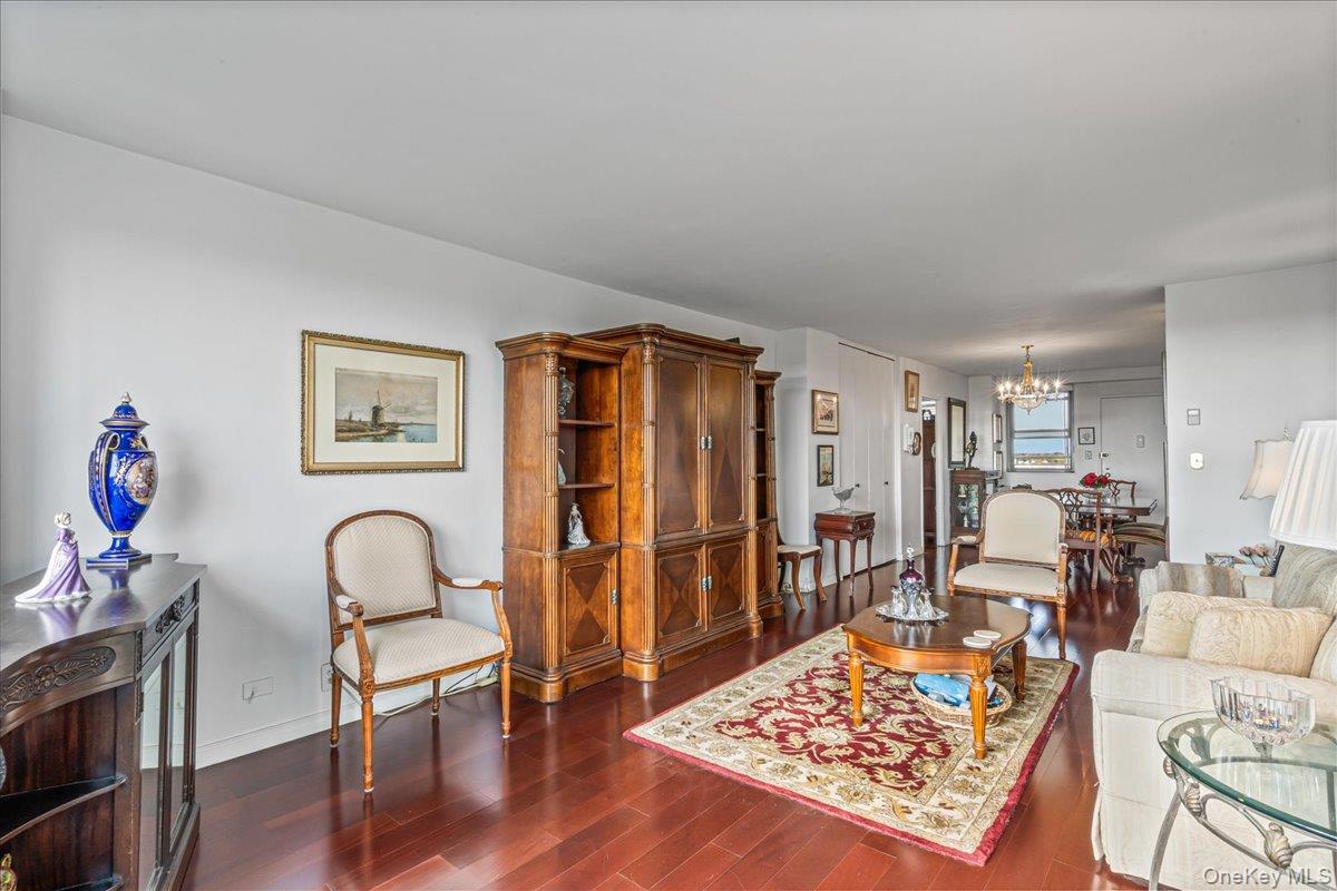 #8 photo, 220-55 46th Avenue, クイーンズ区 Bayside , NY 11361