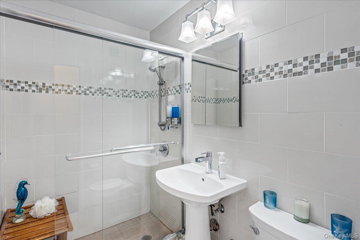 #9 photo, 220-55 46th Avenue, クイーンズ区 Bayside , NY 11361