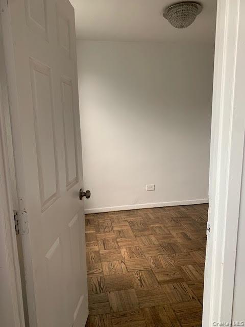 #9 photo, 92-29 Lamont Avenue, クイーンズ区 Elmhurst , NY 11373