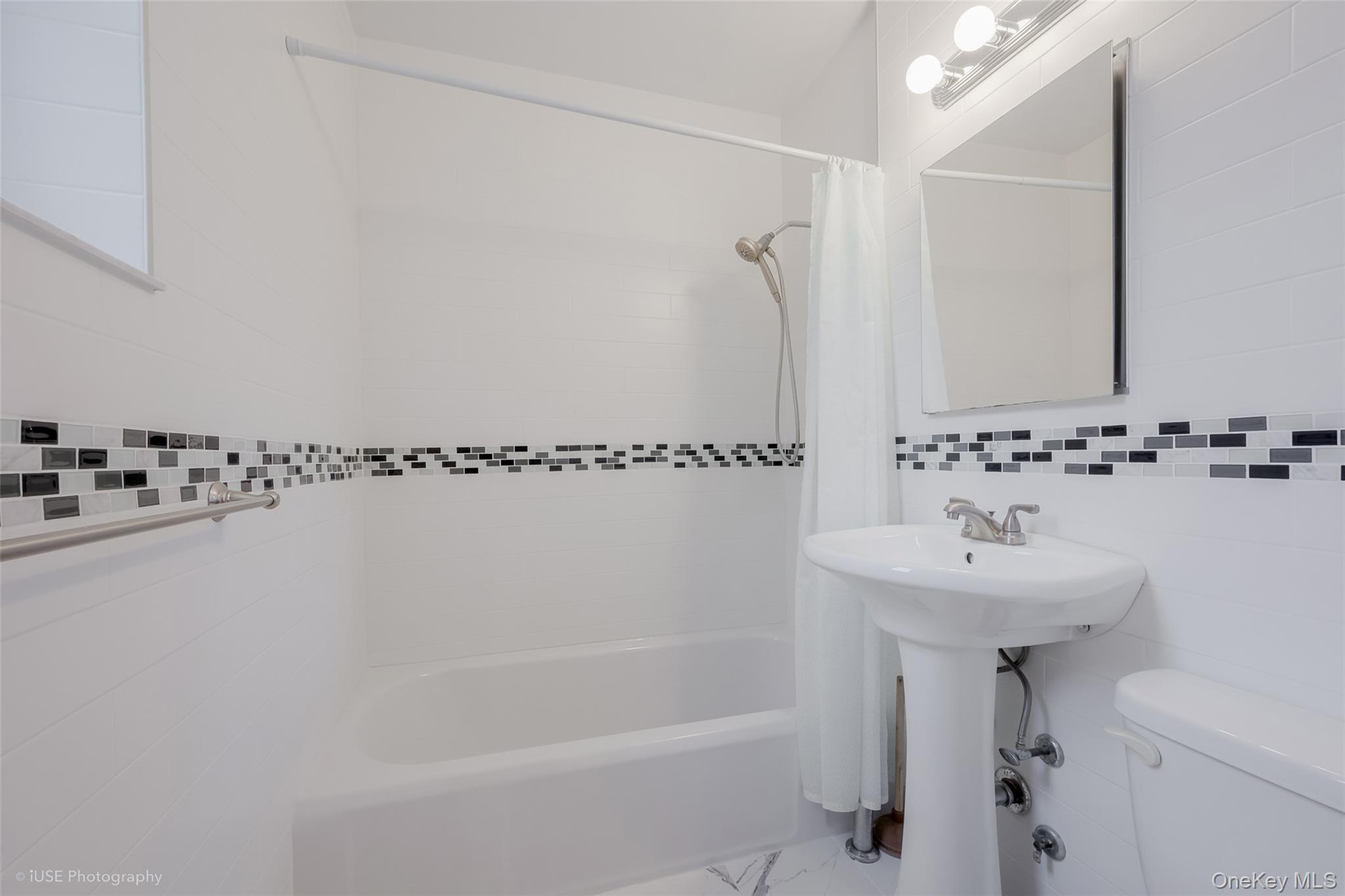 #4 photo, 41-15 44th Street, クイーンズ区 Sunnyside , NY 11104