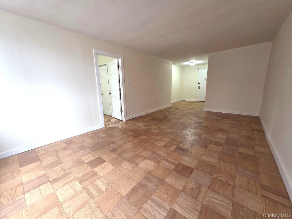 #4 photo, 55-25 98th Street, クイーンズ区 Corona , NY 11368