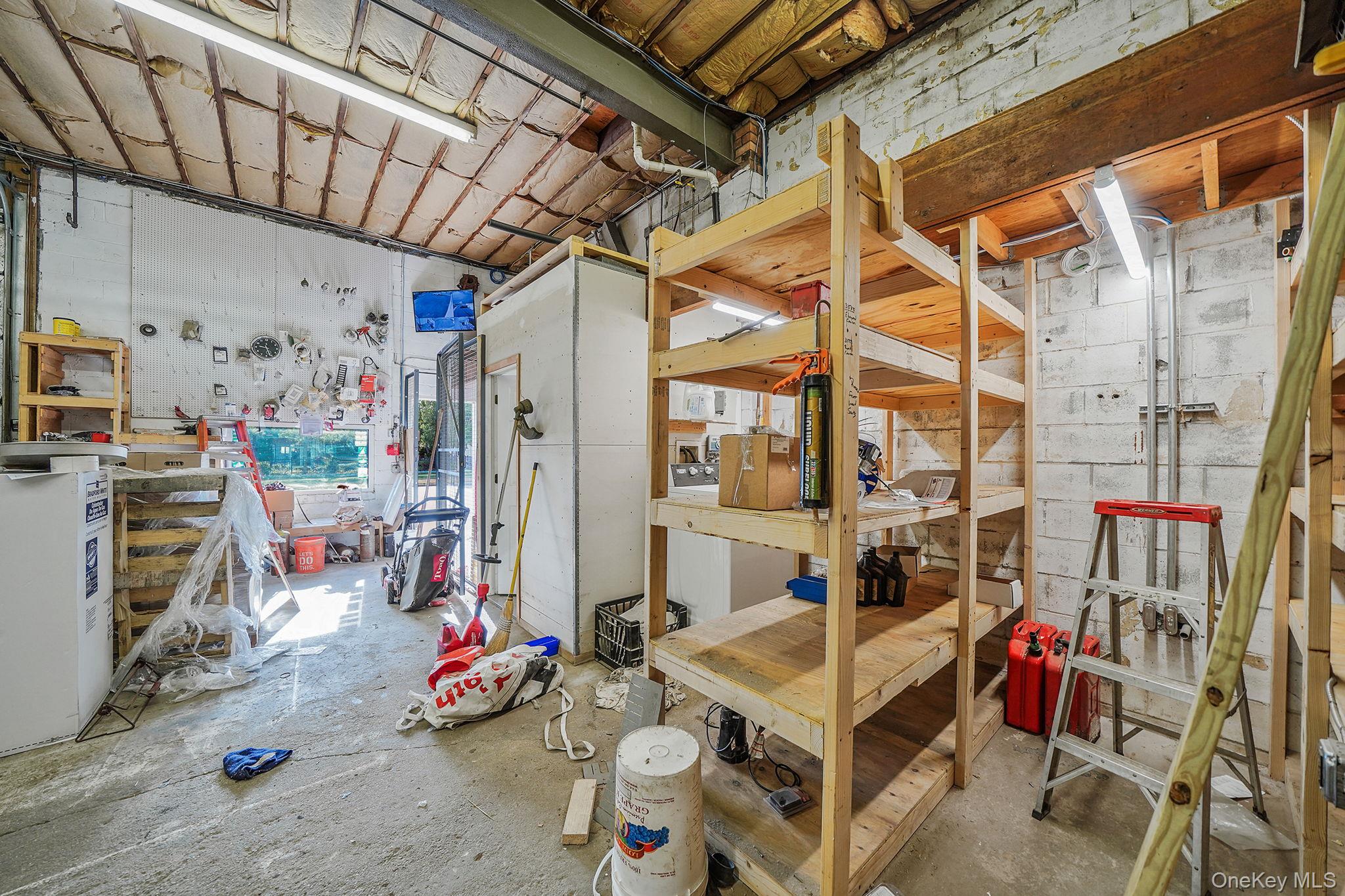 #12 photo, 93 N Clinton Avenue, サフォーク郡 Bay Shore , NY 11706