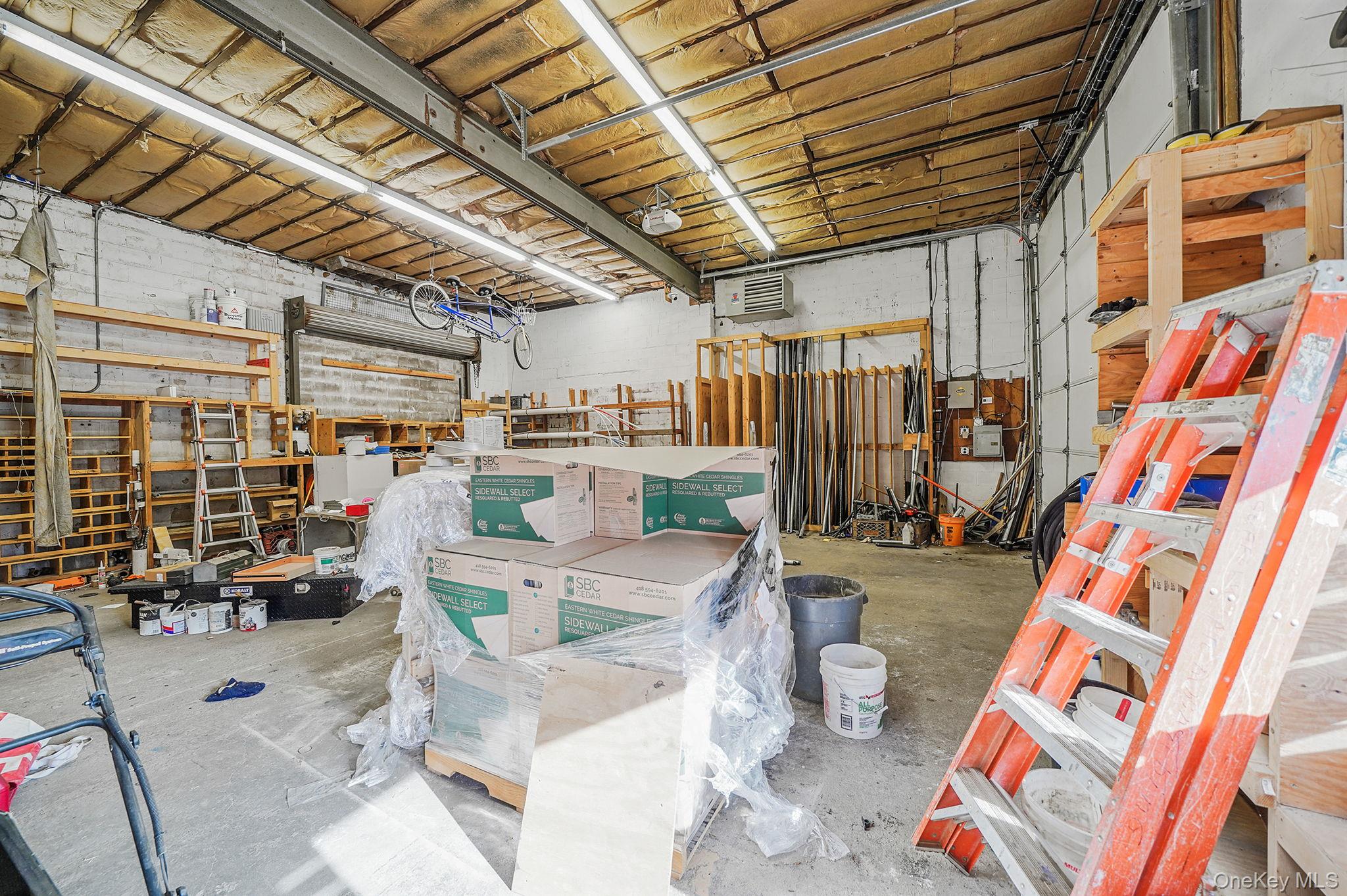 #15 photo, 93 N Clinton Avenue, サフォーク郡 Bay Shore , NY 11706