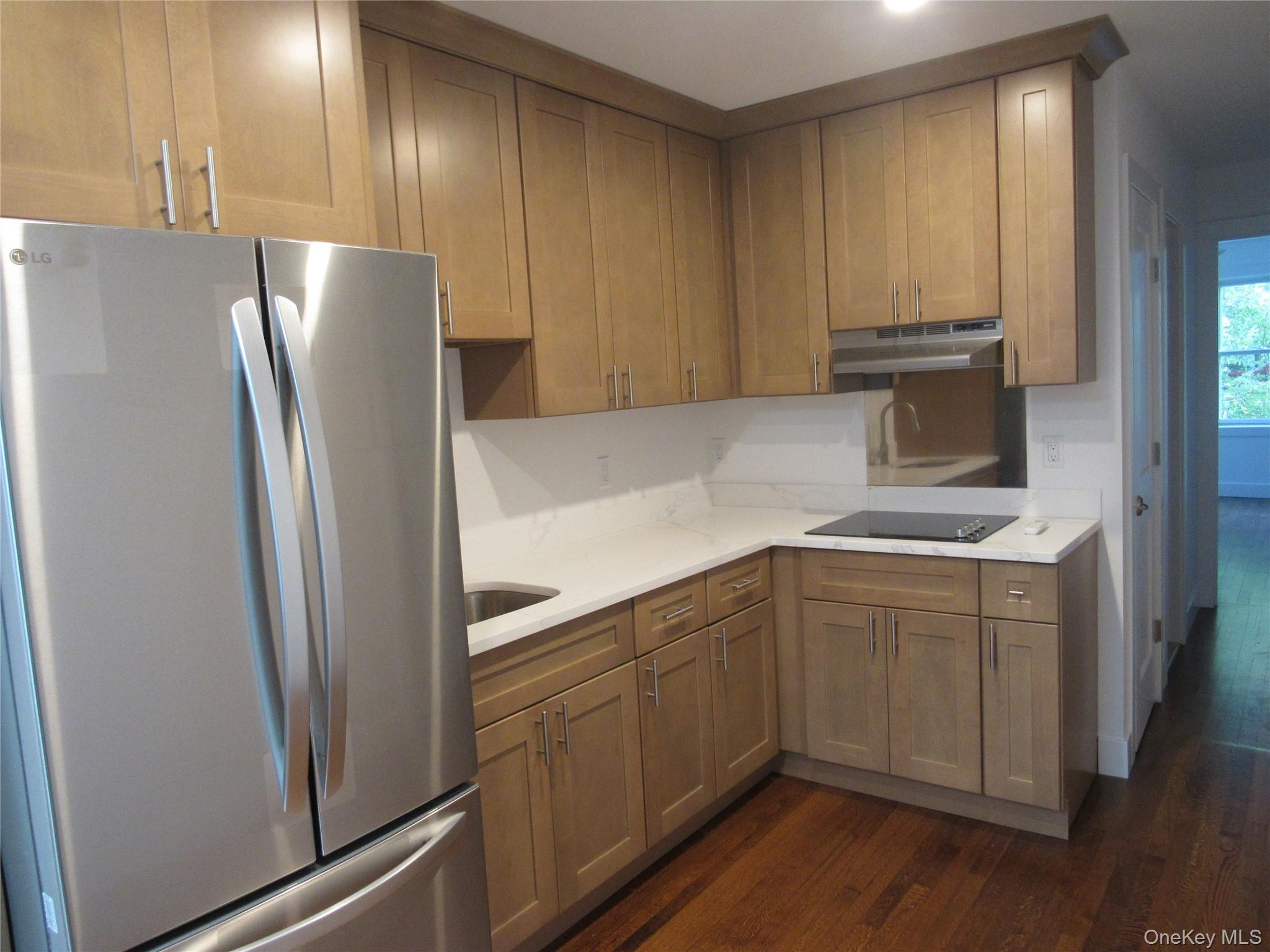 #3 photo, 131 Roanoke Avenue, サフォーク郡 Riverhead , NY 11901