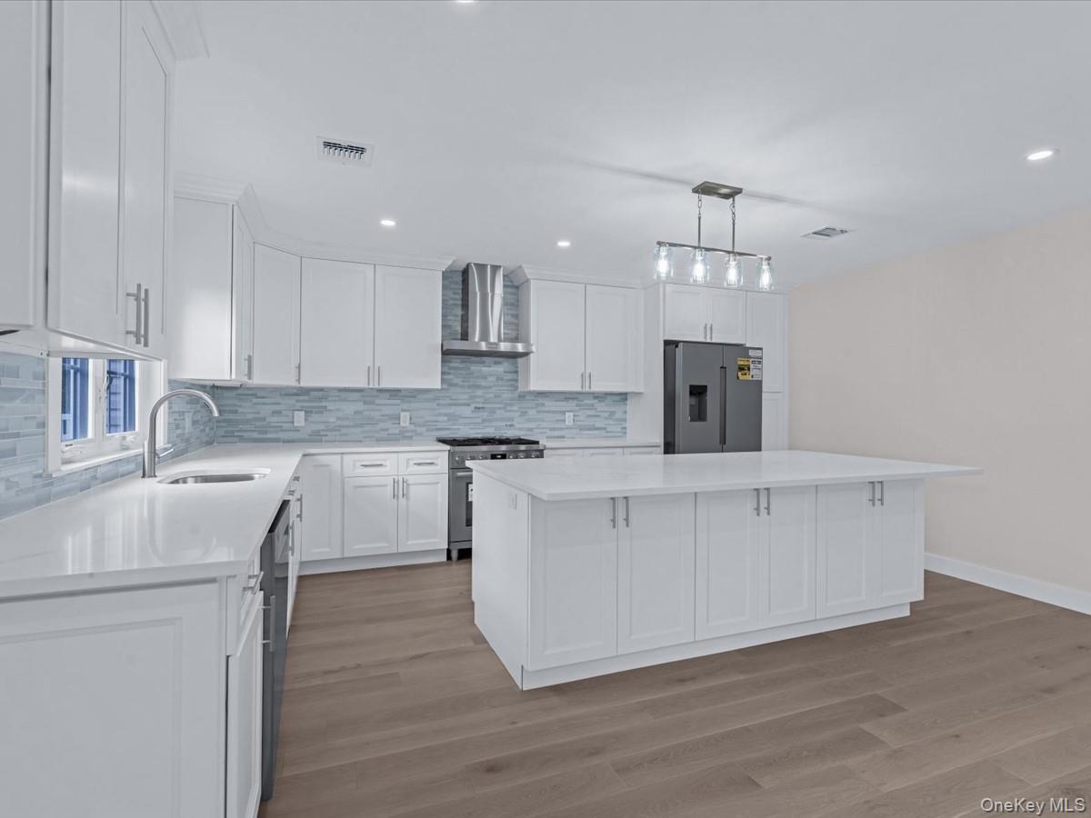 #11 photo, 111 Celler Avenue, ナッソー郡 New Hyde Park , NY 11040