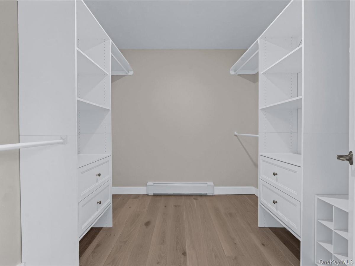 #17 photo, 111 Celler Avenue, ナッソー郡 New Hyde Park , NY 11040