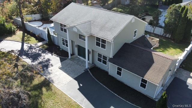 #1 photo, 2 Patricia Lane, サフォーク郡 Lake Grove , NY 11755