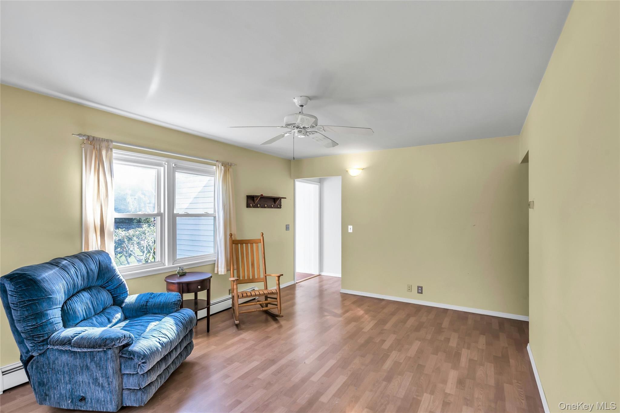 #5 photo, 154 Ackerly Street, サフォーク郡 Riverhead , NY 11901