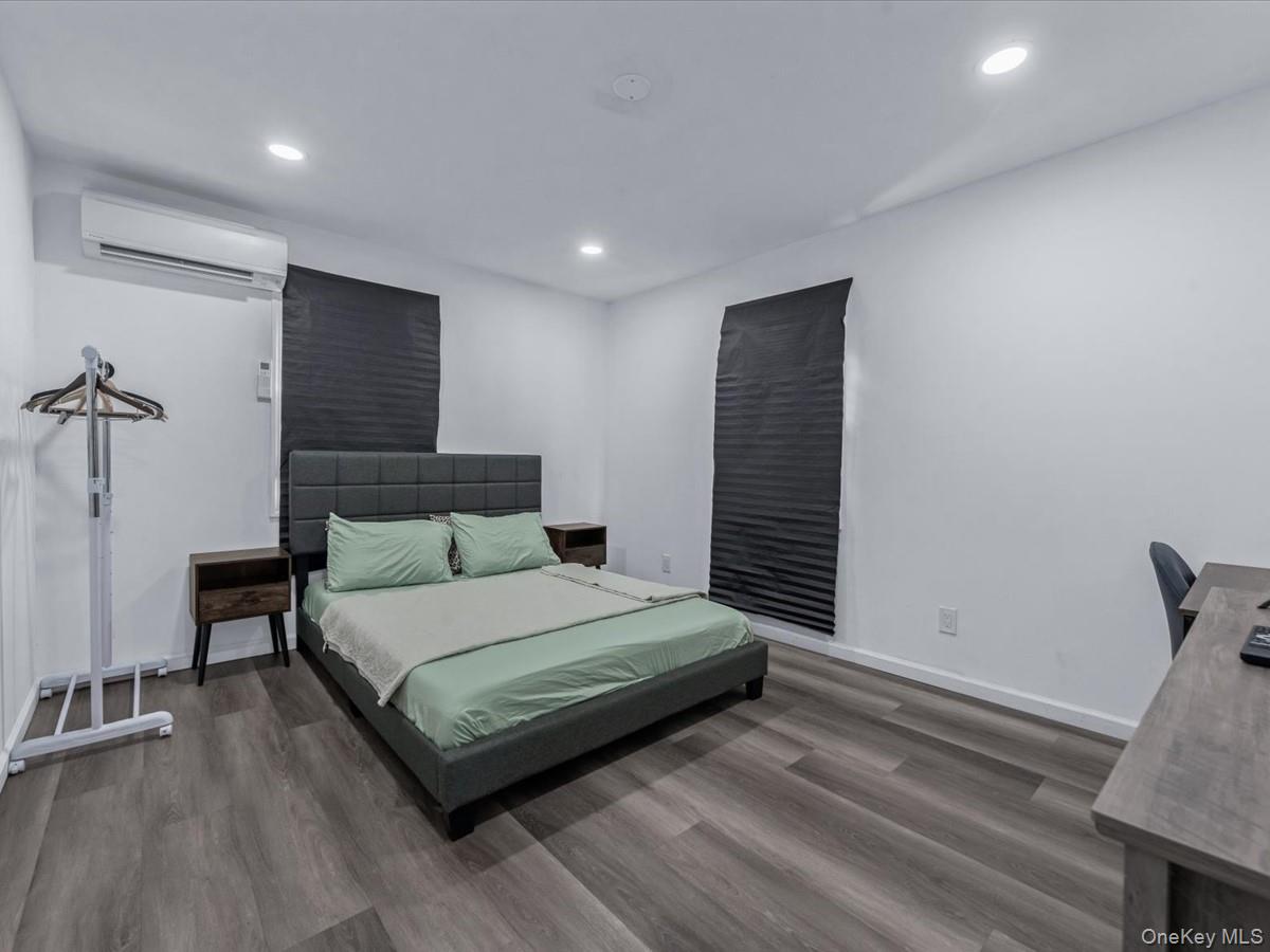 #12 photo, 21 James Ll Burrell Avenue, ナッソー郡 Hempstead , NY 11550