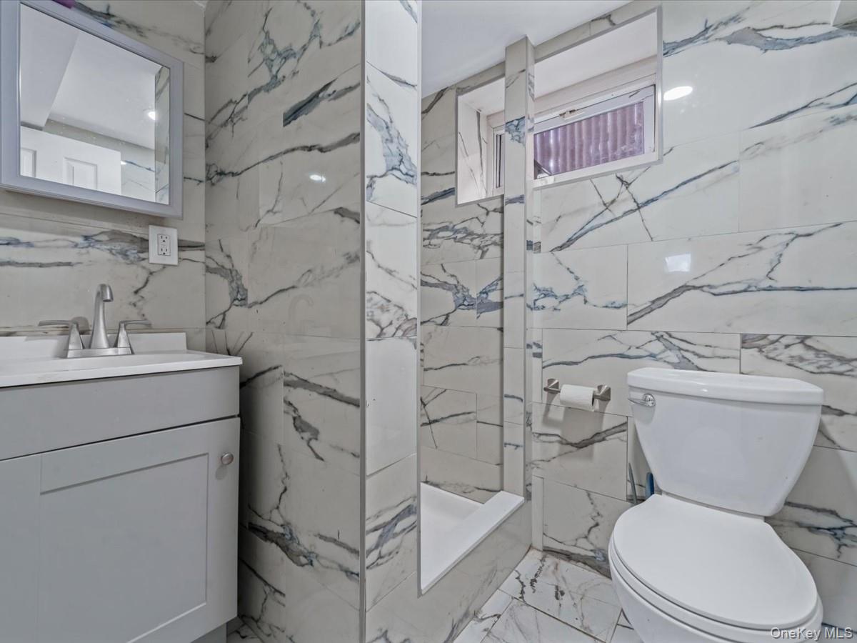 #20 photo, 21 James Ll Burrell Avenue, ナッソー郡 Hempstead , NY 11550