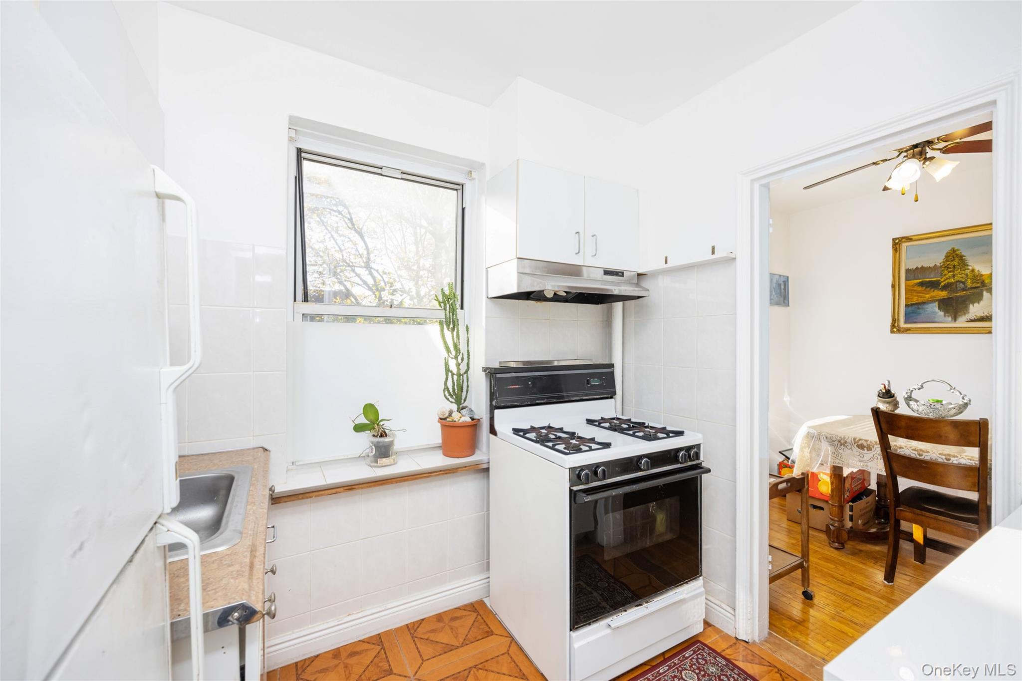 #7 photo, 141-24 78 Road, Flushing , NY 11367