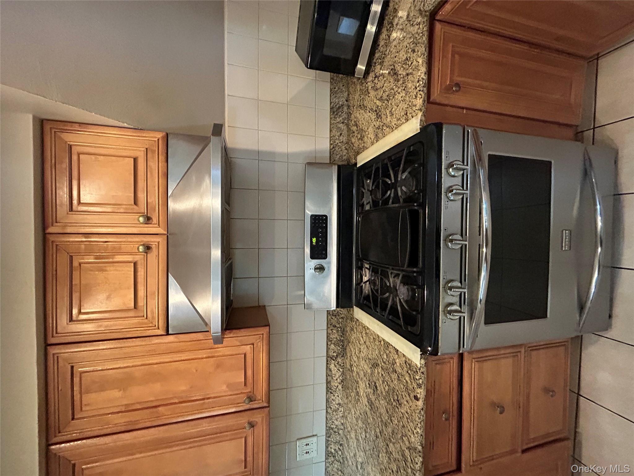 #10 photo, 82-34 Langdale Street, Floral Park , NY 11040