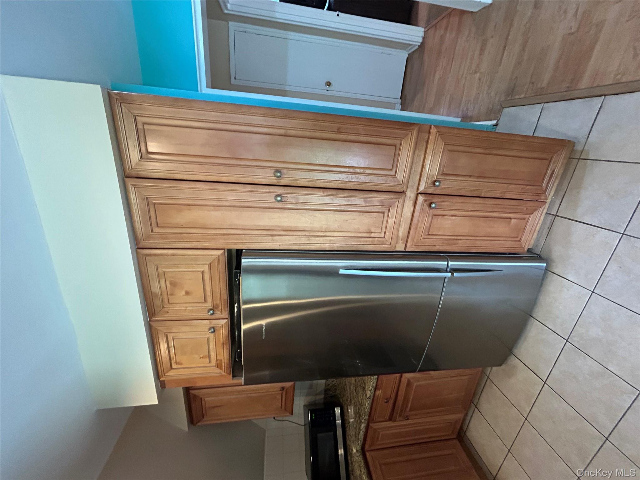 #7 photo, 82-34 Langdale Street, Floral Park , NY 11040