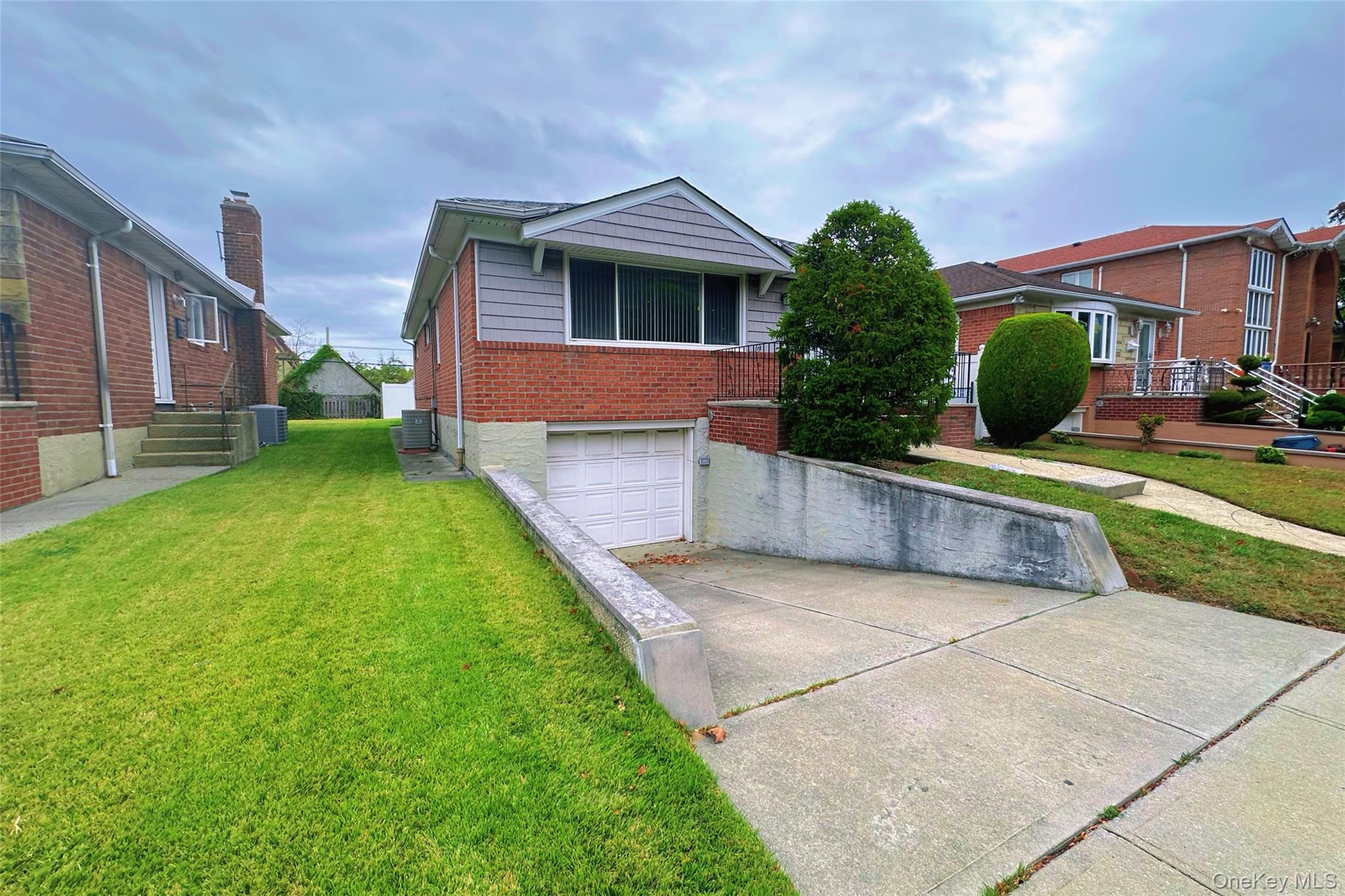 #2 photo, 166-27 16th Avenue, Whitestone , NY 11357
