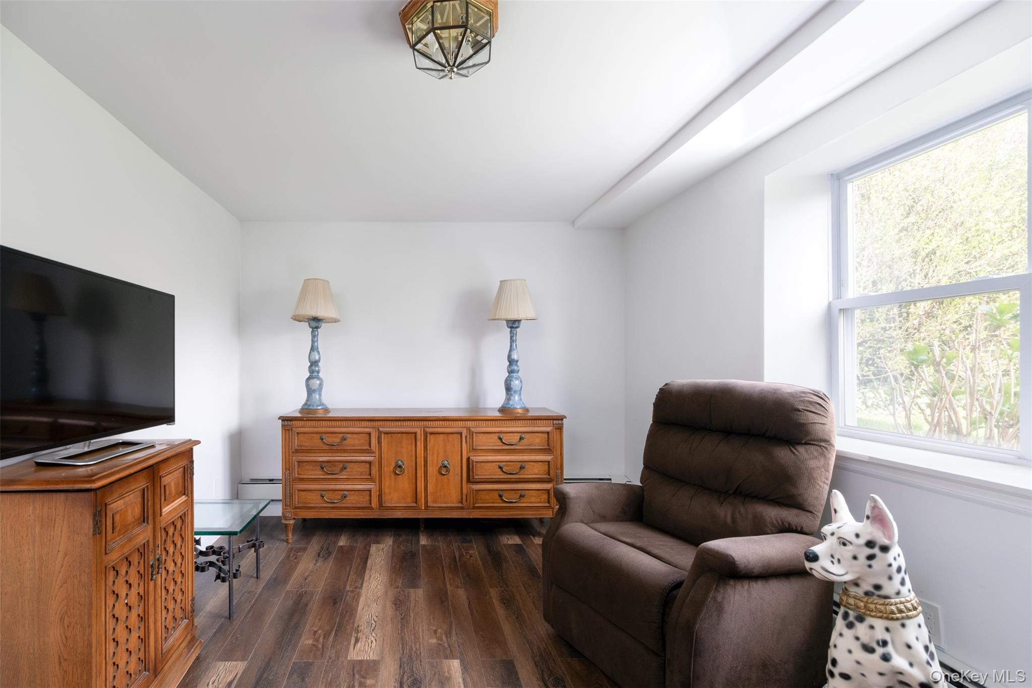 #11 photo, 1020 Grant Avenue, Pelham , NY 10803