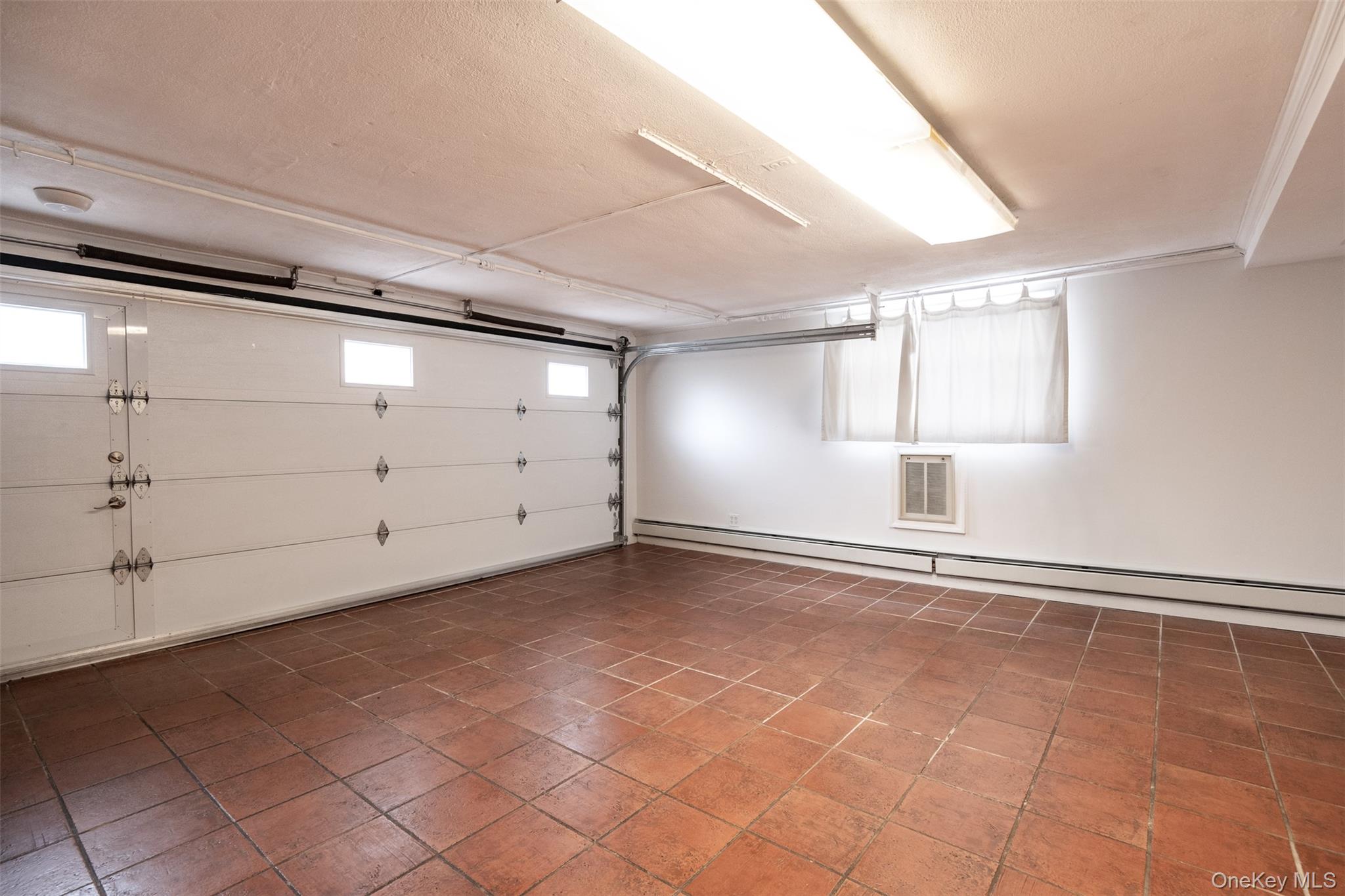 #15 photo, 1020 Grant Avenue, Pelham , NY 10803